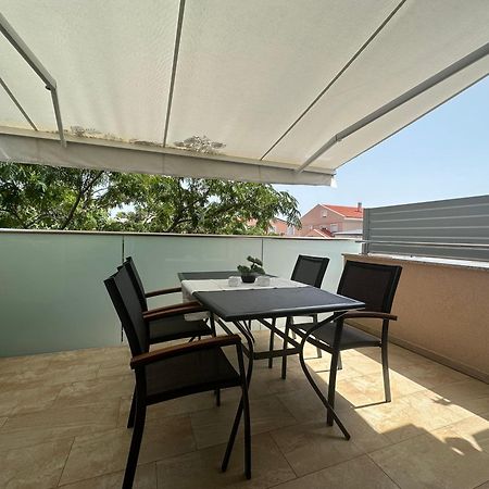 Harmony Vir Luxurioes Ausgestattete Ferienwohnung Mit 65M2 Exterior photo