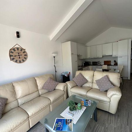 Harmony Vir Luxurioes Ausgestattete Ferienwohnung Mit 65M2 Exterior photo