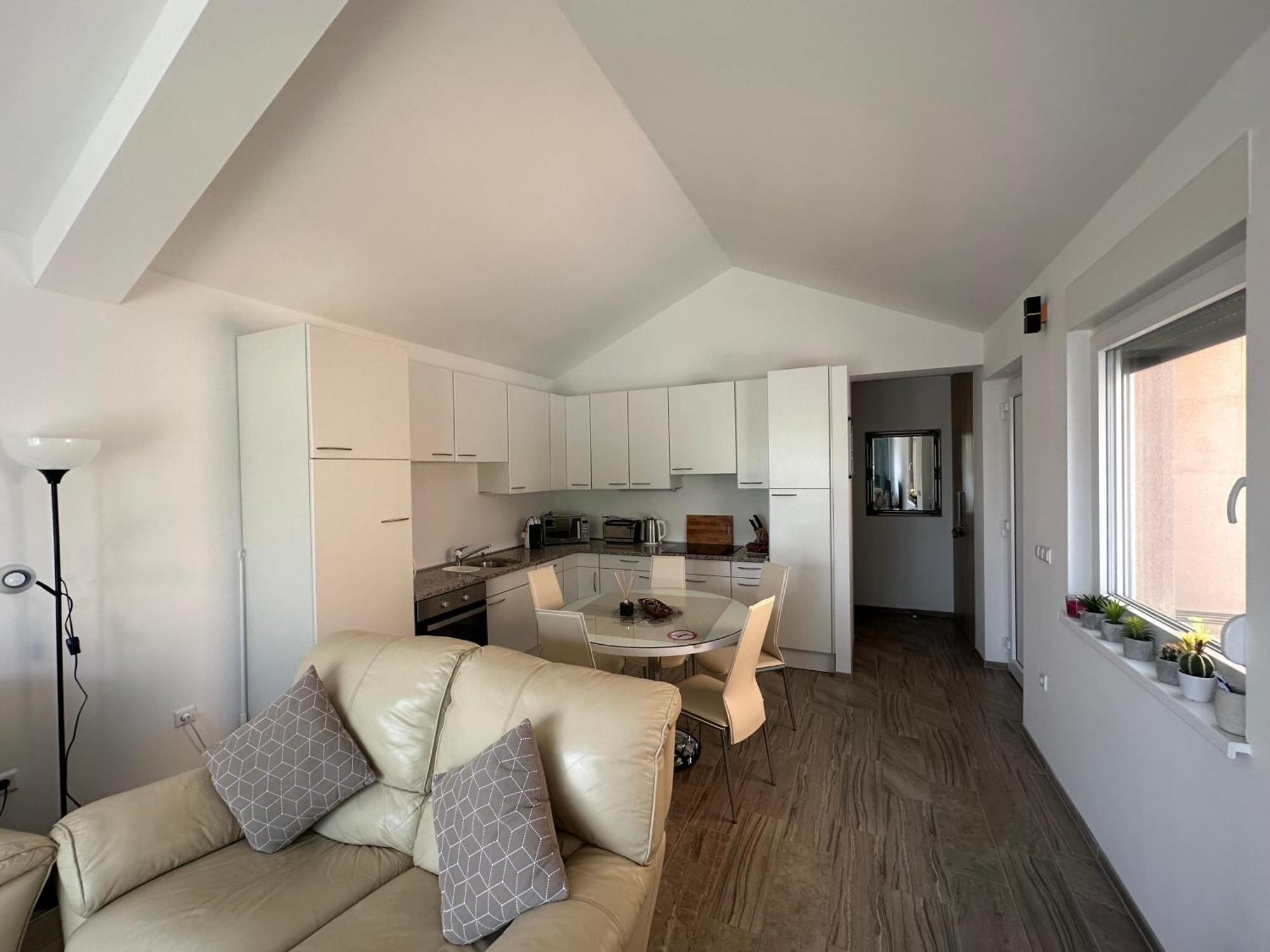 Harmony Vir Luxurioes Ausgestattete Ferienwohnung Mit 65M2 Exterior photo